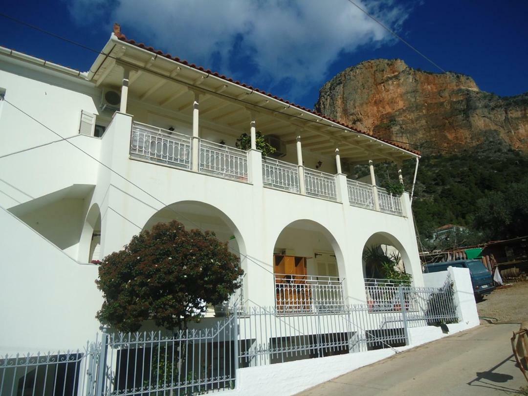 Leonidio Climb2Red Home Exterior photo